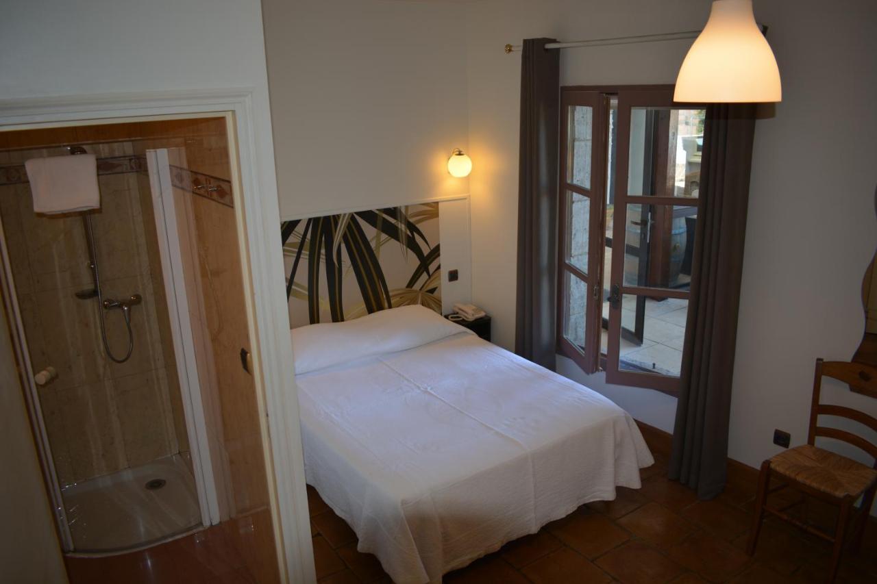 Hotel Des Consuls Castelnau-de-Montmiral المظهر الخارجي الصورة